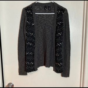 Buckle Boutique Cardigan small‎